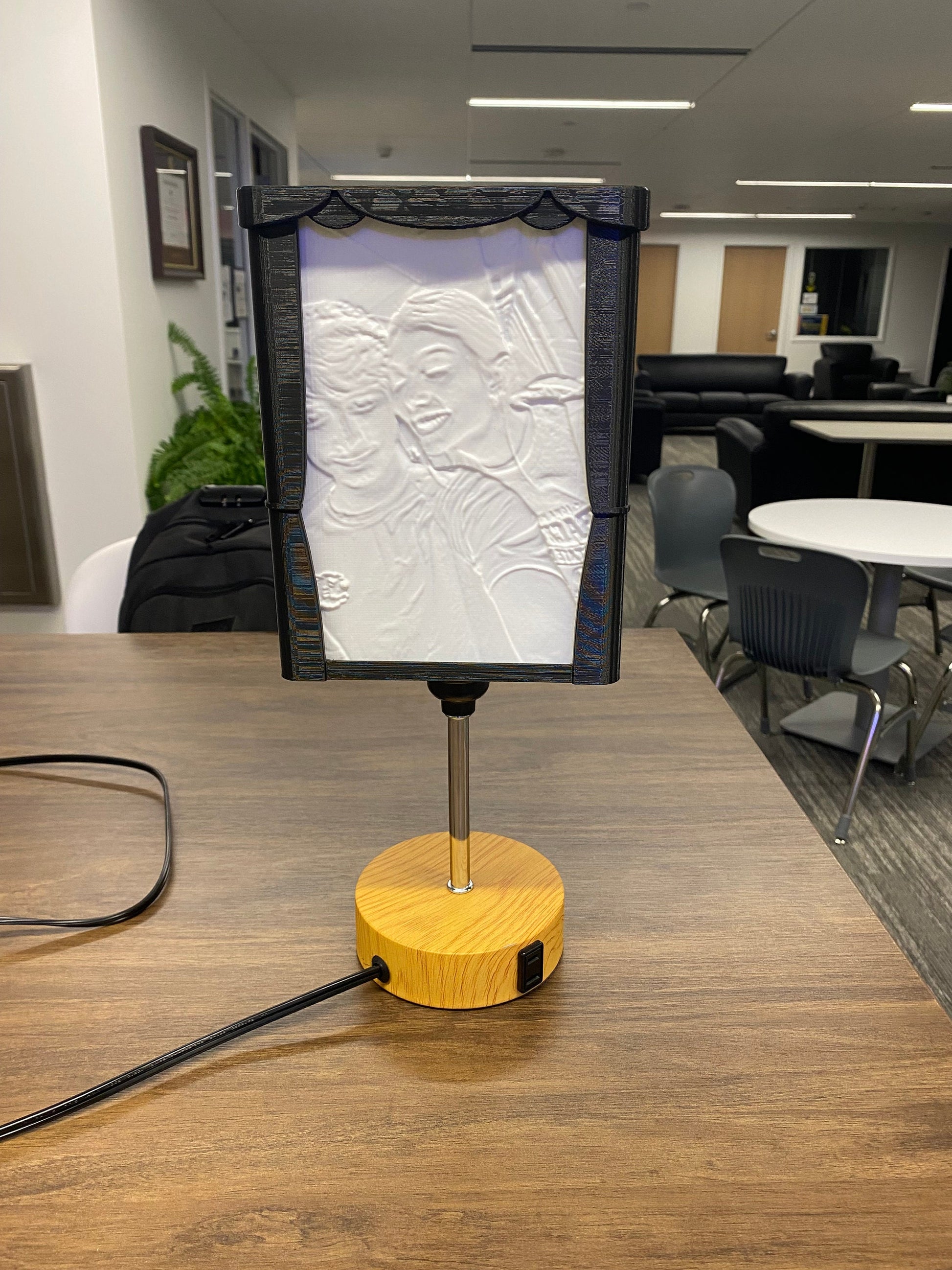 Custom 3D Printed Lamp